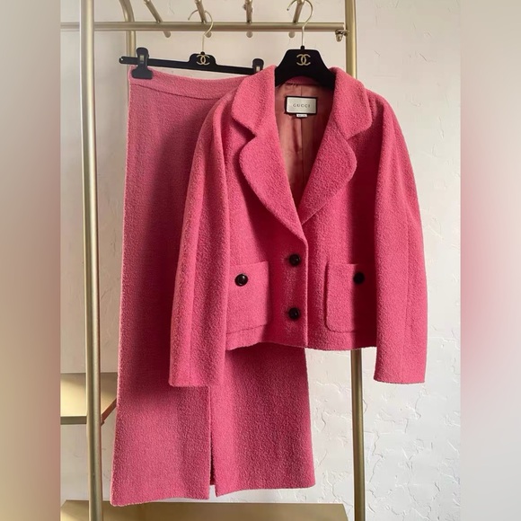 Gucci Jackets & Blazers - 🚩steal authentic Gucci Vibrant Pink Textured Suit